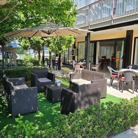 Hotel Paradiso Rimini Zewnętrze zdjęcie