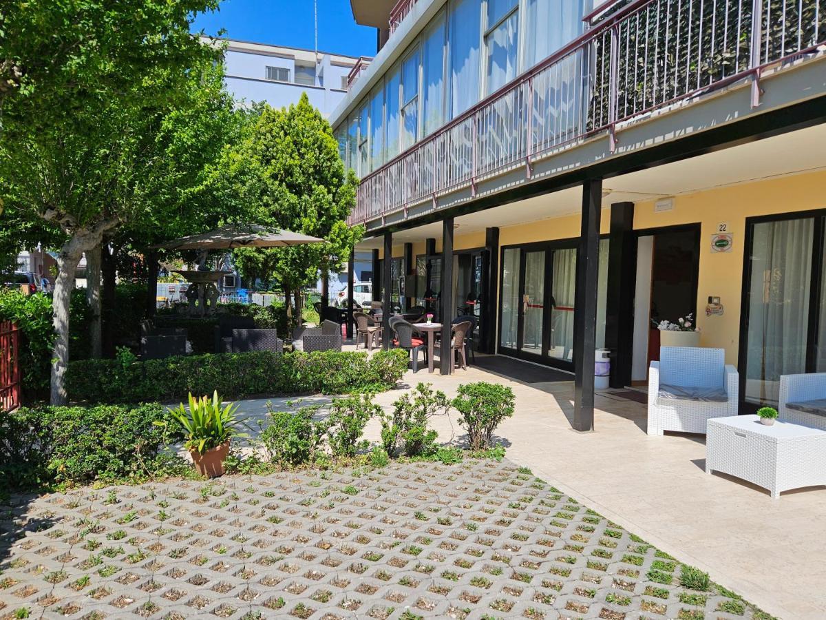 Hotel Paradiso Rimini Zewnętrze zdjęcie