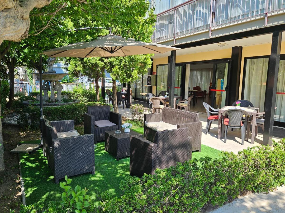 Hotel Paradiso Rimini Zewnętrze zdjęcie