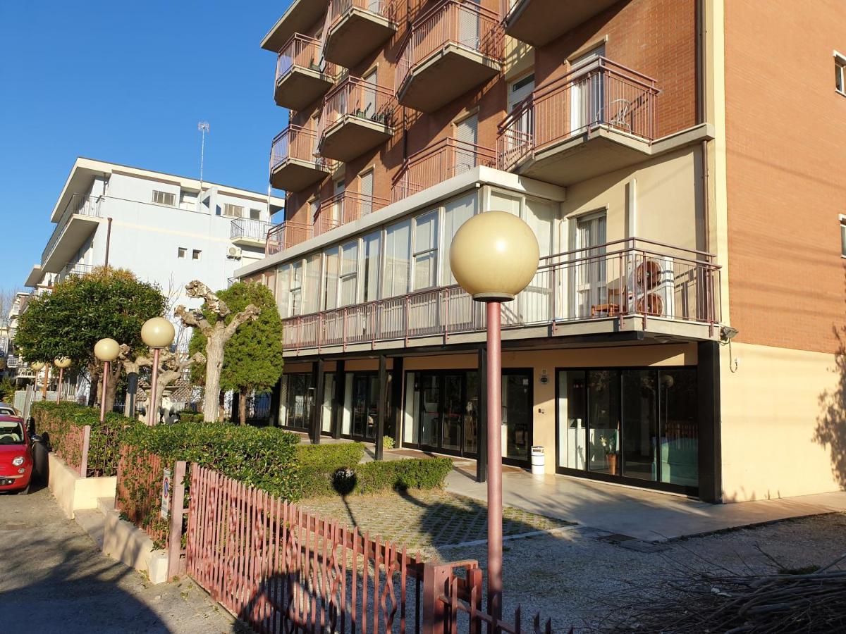 Hotel Paradiso Rimini Zewnętrze zdjęcie